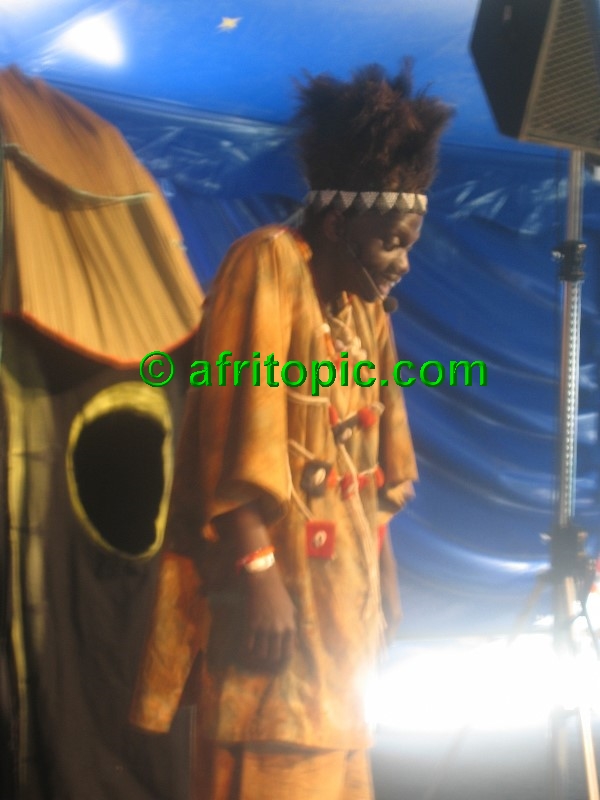 ../Images/AfricaFestival-28-29May05 111.jpg